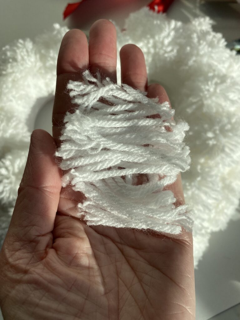 pieces for the inside of the pom pom wreath