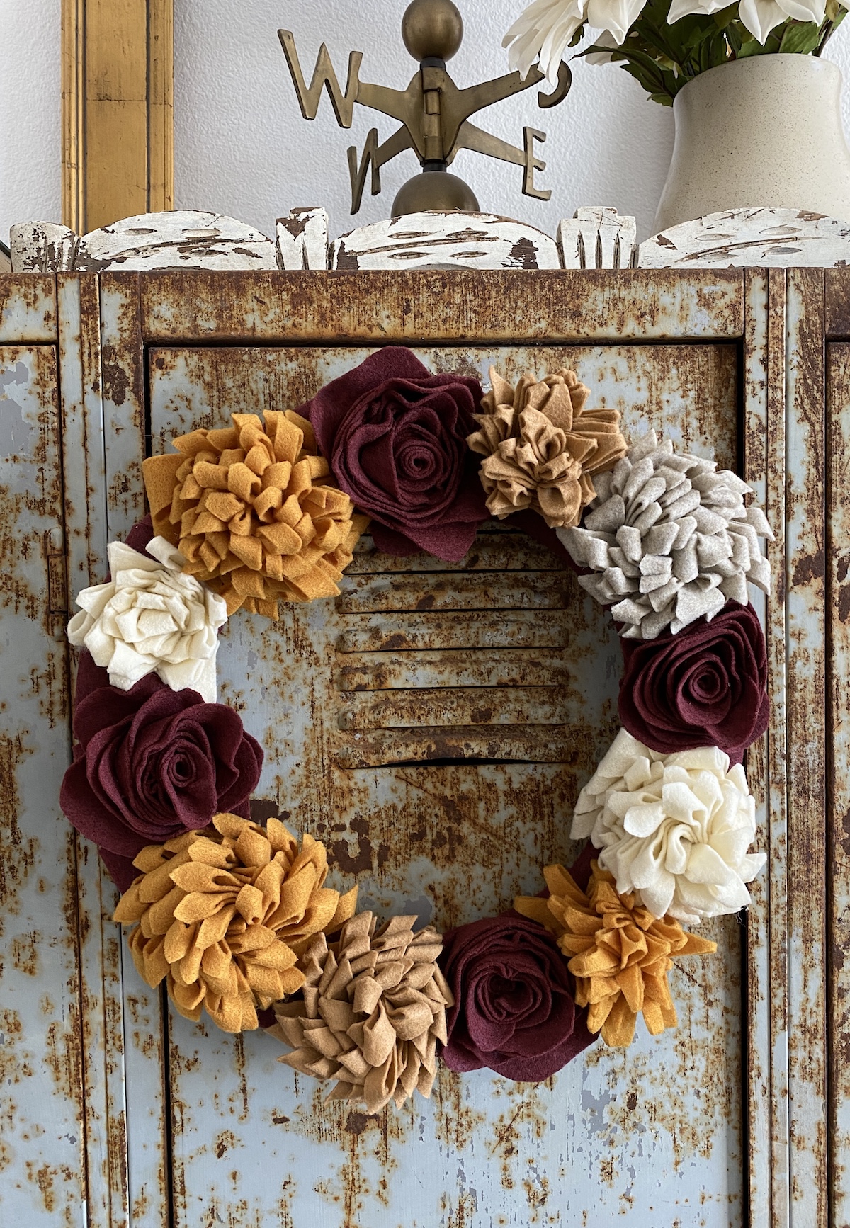 How To Make A Felt Flower Wreath DIY Hootshack