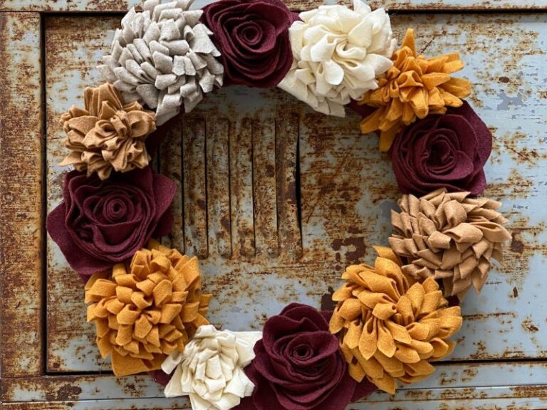 Felt Wreath DIY