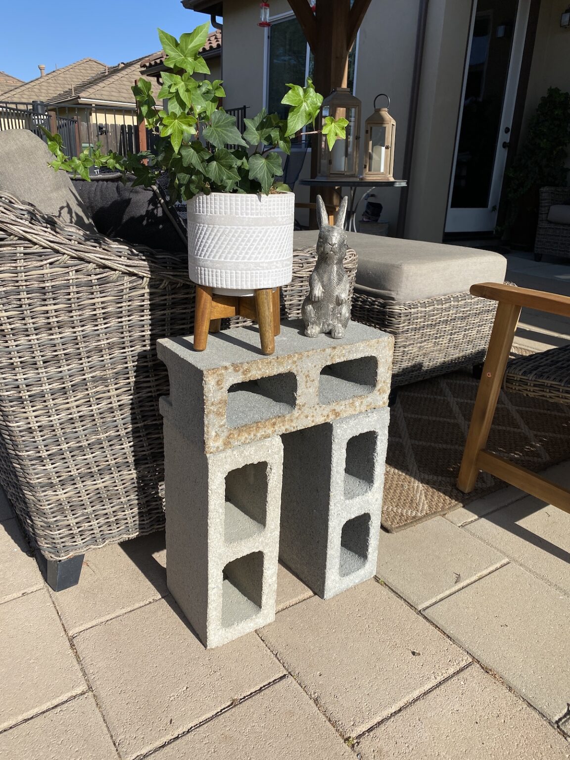 DIY Cinder Block Table Ideas Tutorial Included