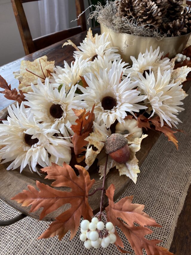 Beautiful Wooden Dough Bowls & Decorating Tips