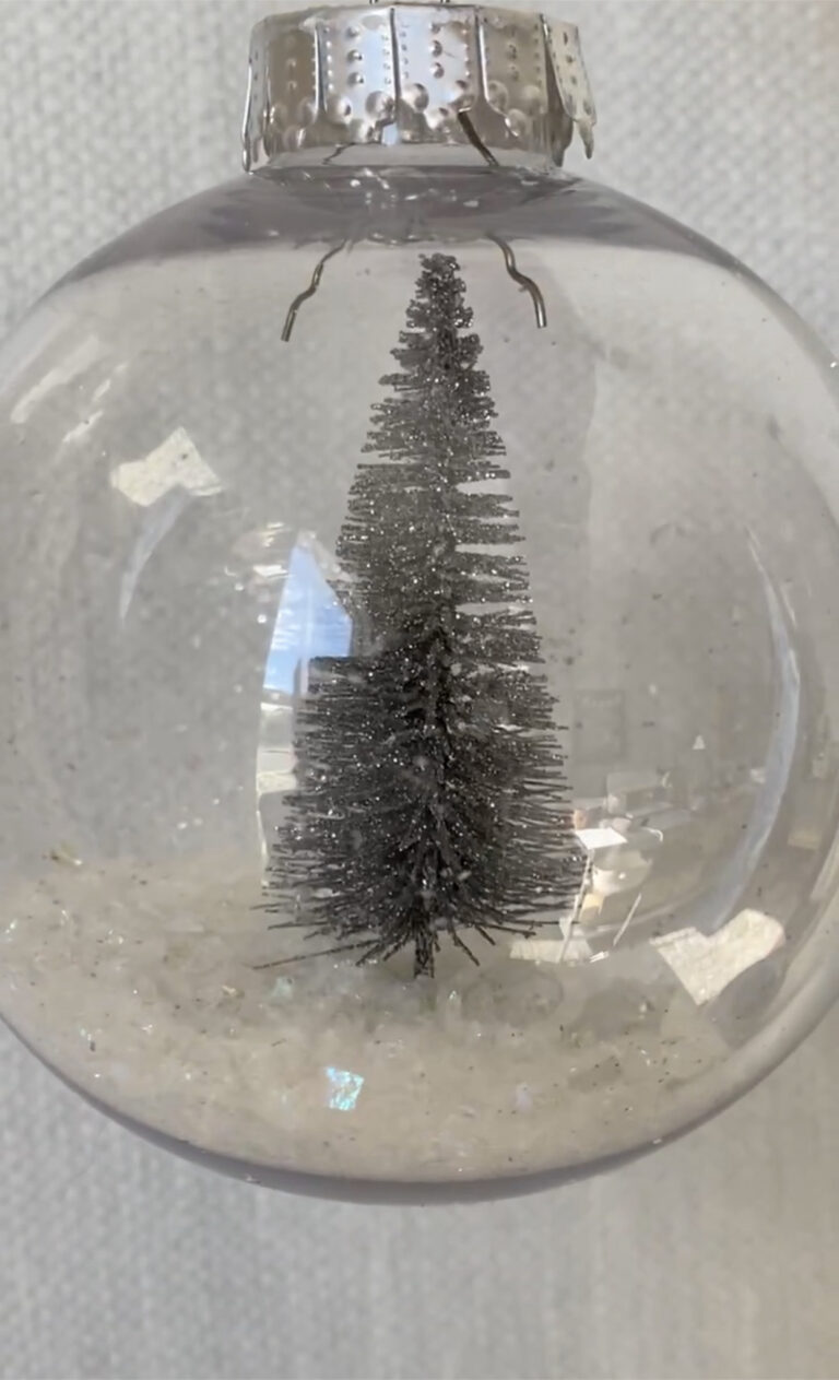 DIY Snow globe Christmas ornament